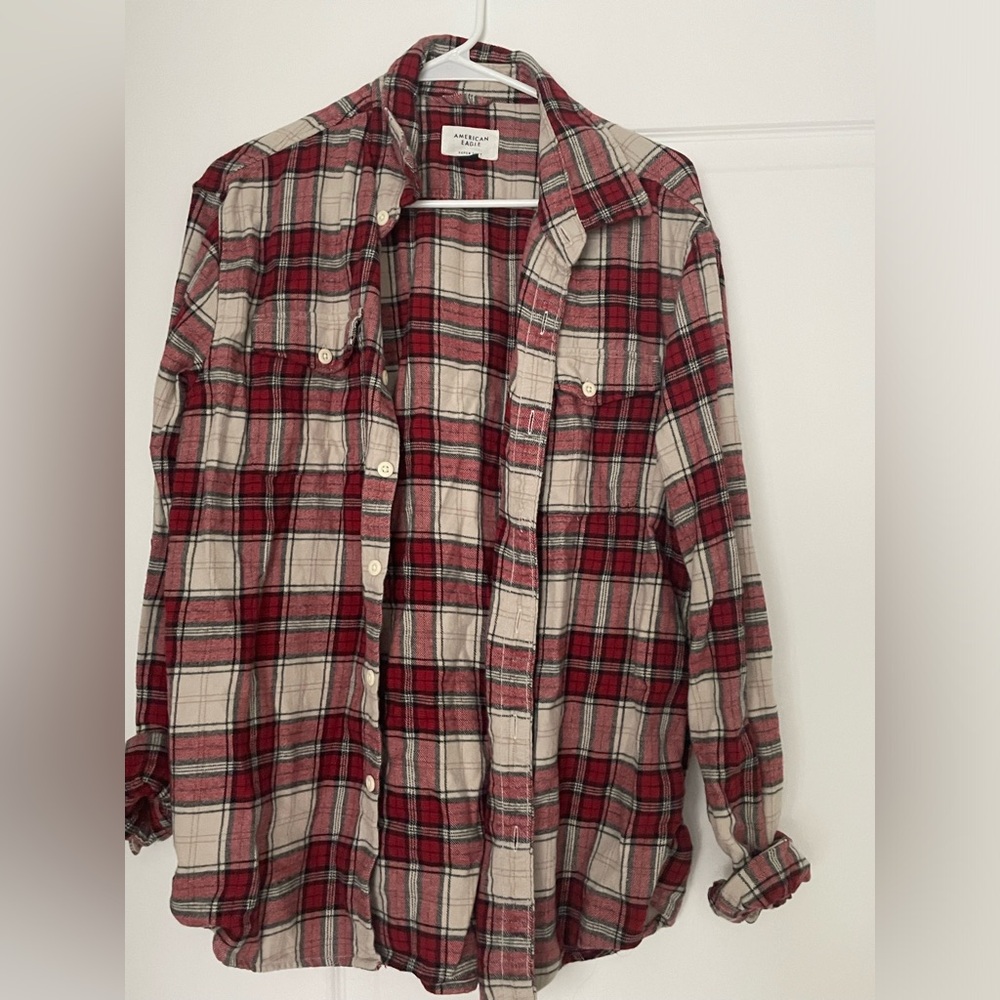 COPY - American Eagle Flannel Red and Black and Cream